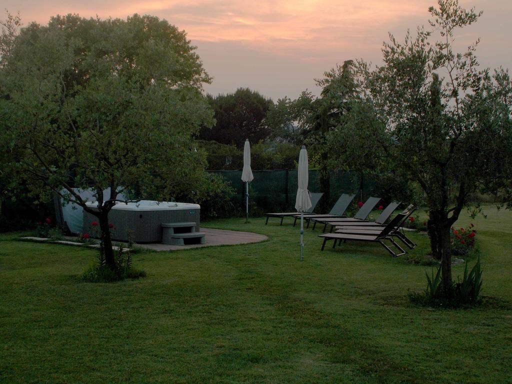 Agriturismo Al Tralcio Valeggio sul Mincio Buitenkant foto