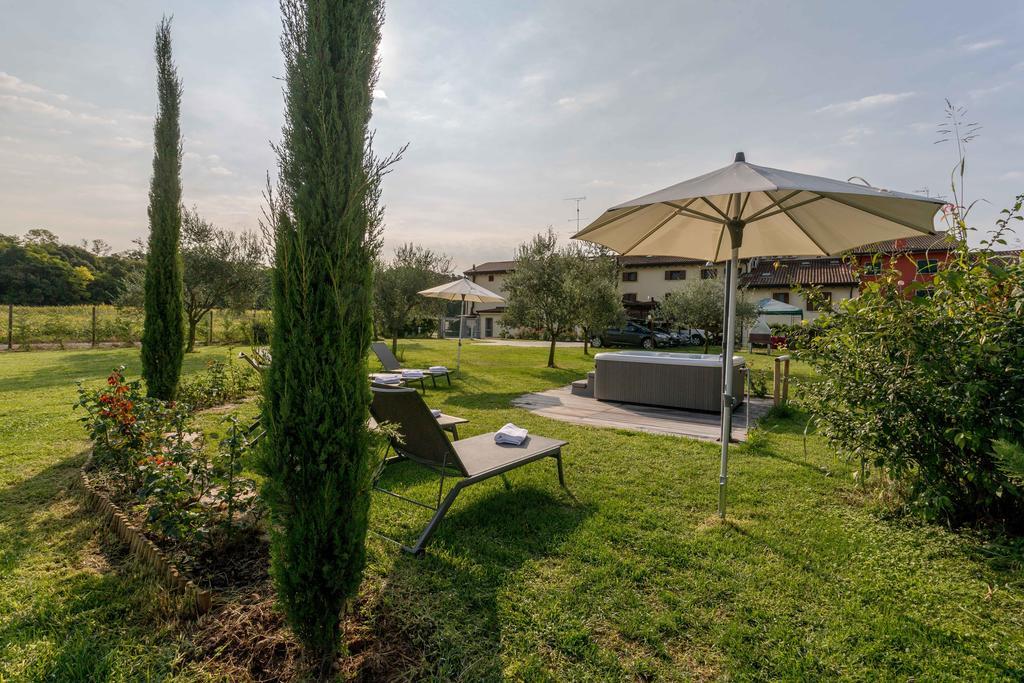Agriturismo Al Tralcio Valeggio sul Mincio Buitenkant foto