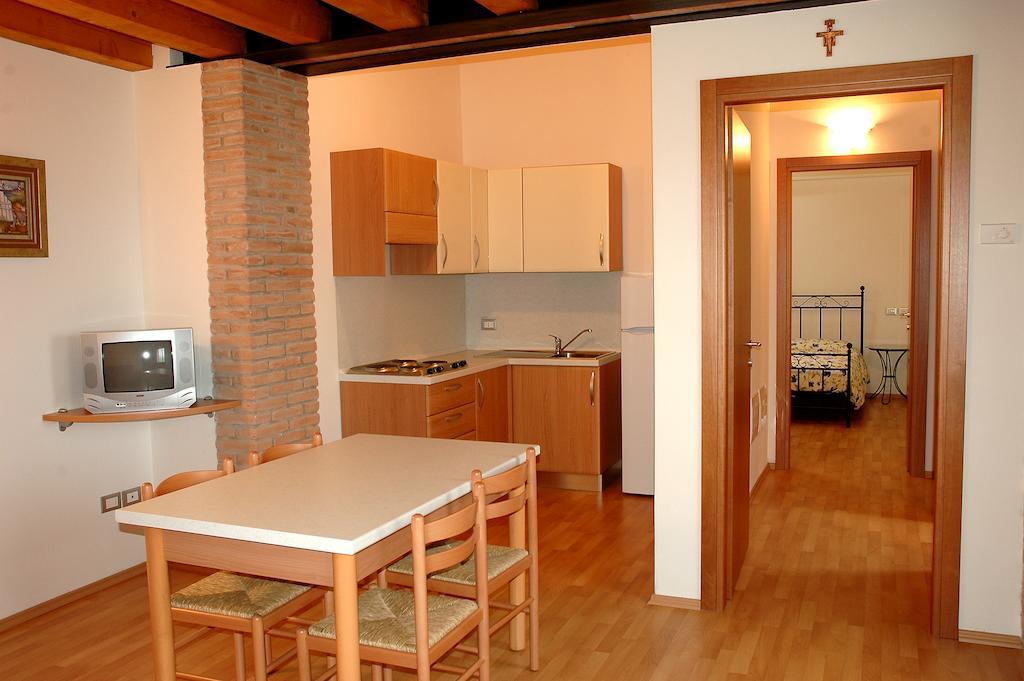 Agriturismo Al Tralcio Valeggio sul Mincio Kamer foto
